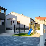 Antonio Апартаменти Задар
