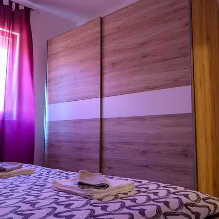 Antonio Apartman *